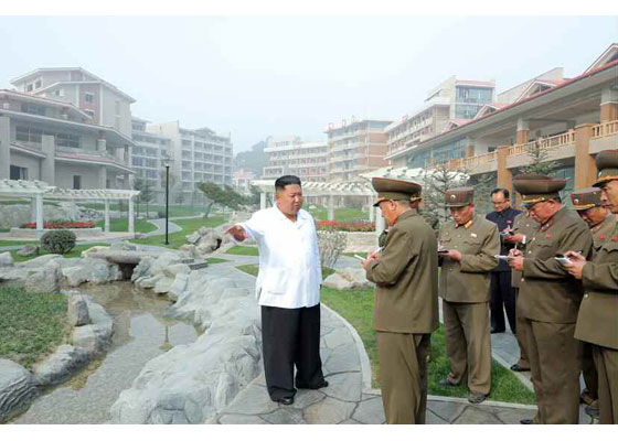 Dear to top Il Kim Jong-un comrades he was a local map you like the Mount Kumgang tourist district - Image