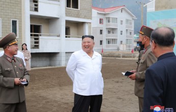 Supreme Leader Kim Jong Un Inspects Sites of Reconstruction in Kimhwa County - Image